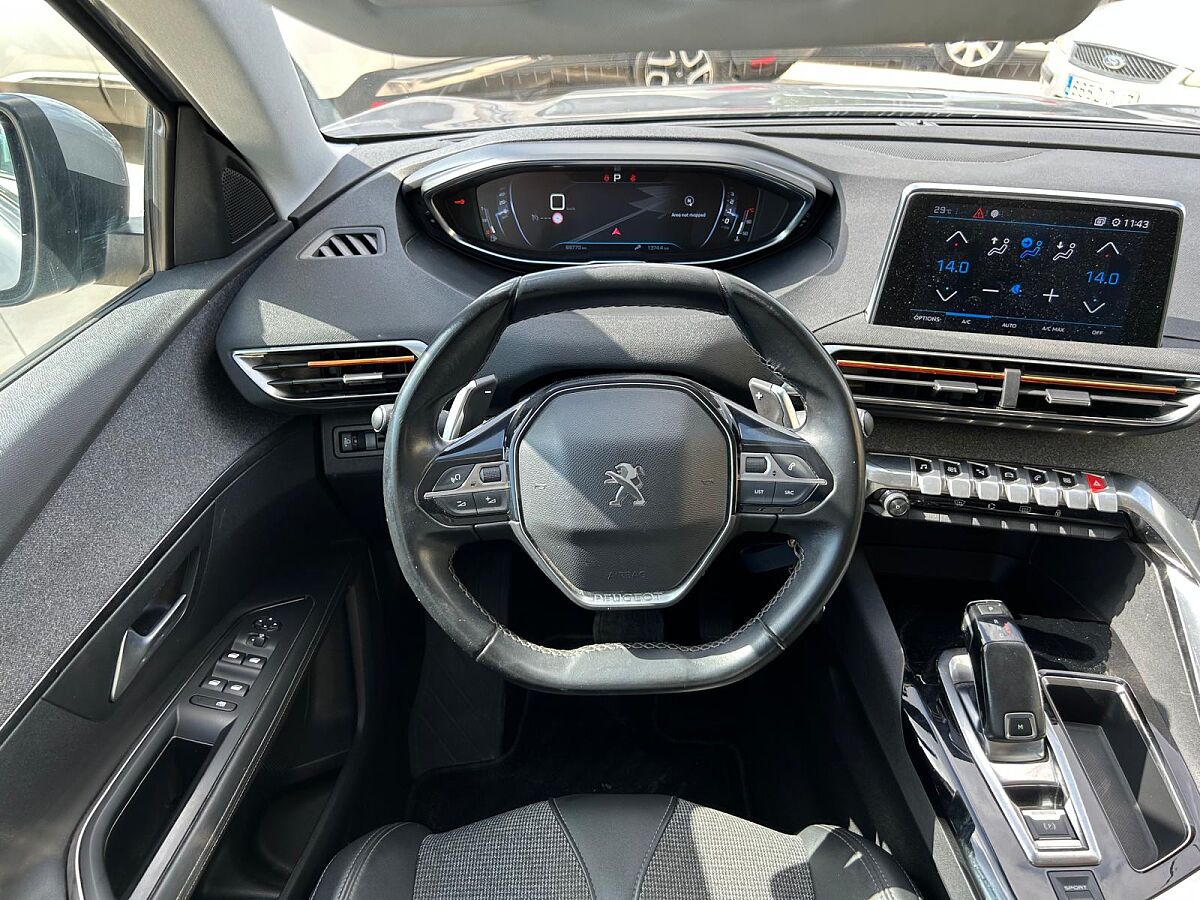 PEUGEOT 3008 ALLURE 1.2 E-THP AUTO SPANISH LHD IN SPAIN 43000 MILES SUPER 2020